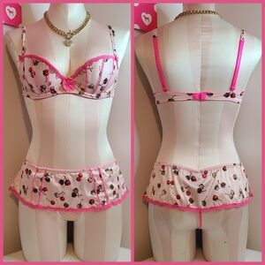 VTG VS Sexy Little Things Silky Satin Cherry Print Bra/ Panty Set Size 34B/sm